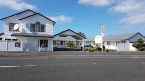 Blake Court Motel Whangamata